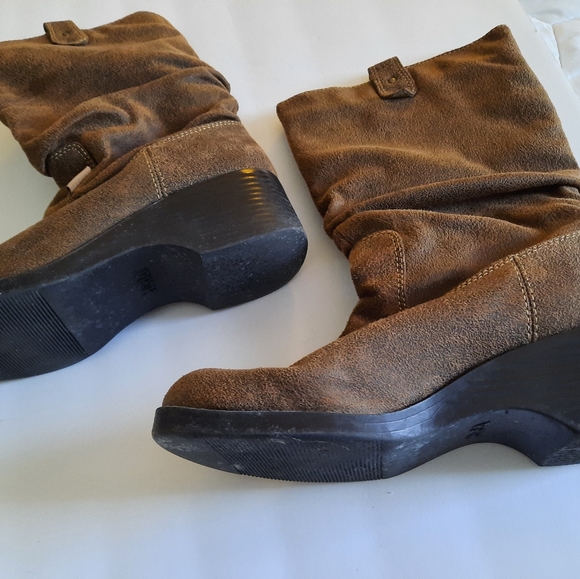 Women's Mudd Boots, Slouch Top, Faux Brown Suede. Size 8.5. - Picture 4 of 7